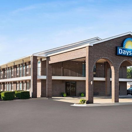 Days Inn By Wyndham Demopolis Екстер'єр фото
