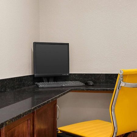 Days Inn By Wyndham Demopolis Екстер'єр фото
