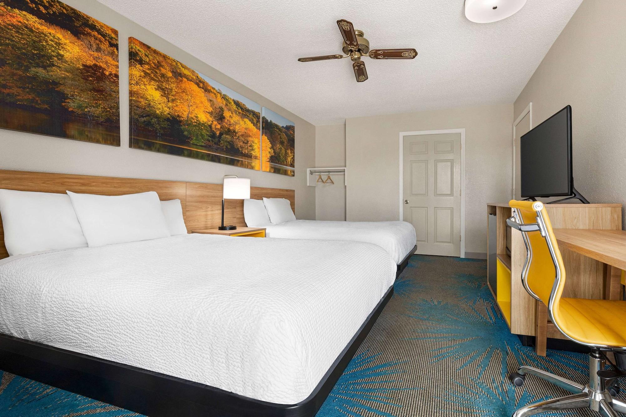 Days Inn By Wyndham Demopolis Екстер'єр фото